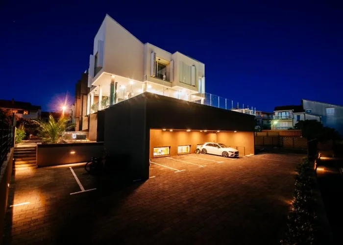 Dedaj Resort - Villa Almaro With Seaview Pool