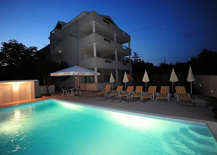 Apartments Klelija